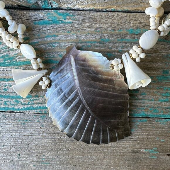 Necklace Pendant Mother Of Pearl Carved‎ Leaf Shell Beaded Boho Retro VTG 24" - Picture 11 of 11